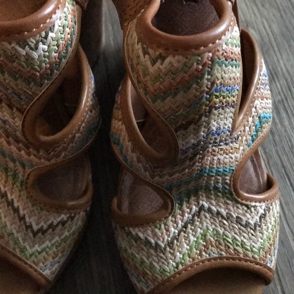 Lucky brand wedges new - Picture 2 of 4